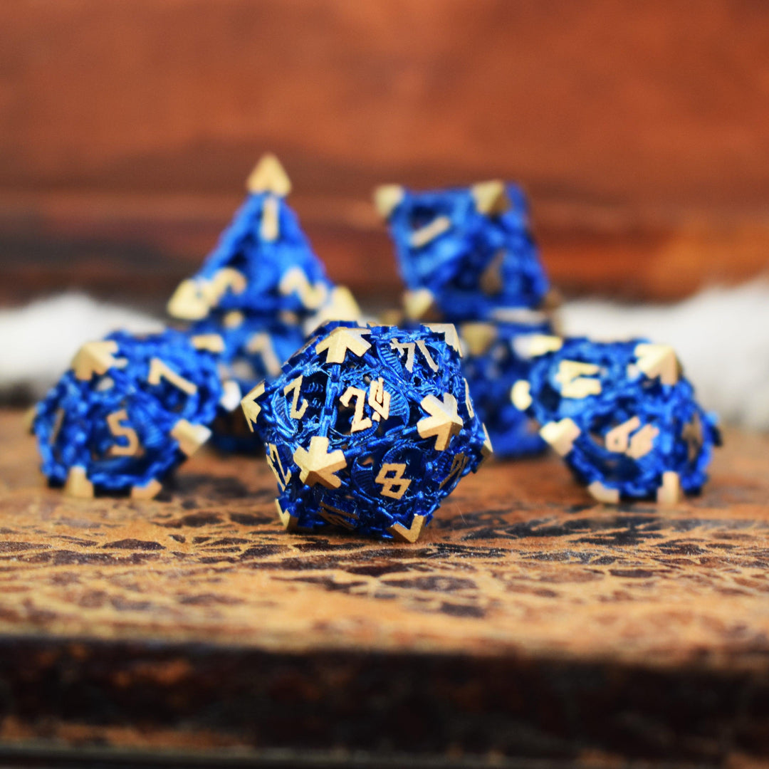 Dragon's Lair Hollow Metal Dice Set- Blue