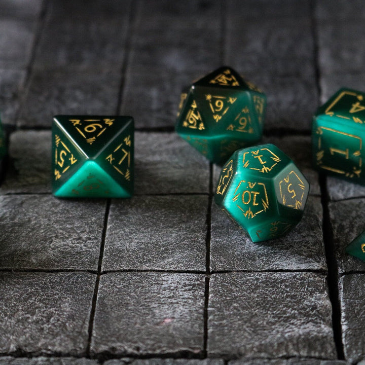 Dragon Shield Gemstone Green Cats Eye Stone (And Box) Polyhedral Dice DND Set